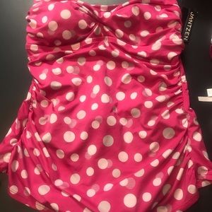 New Jantzen one-piece swimsuit.